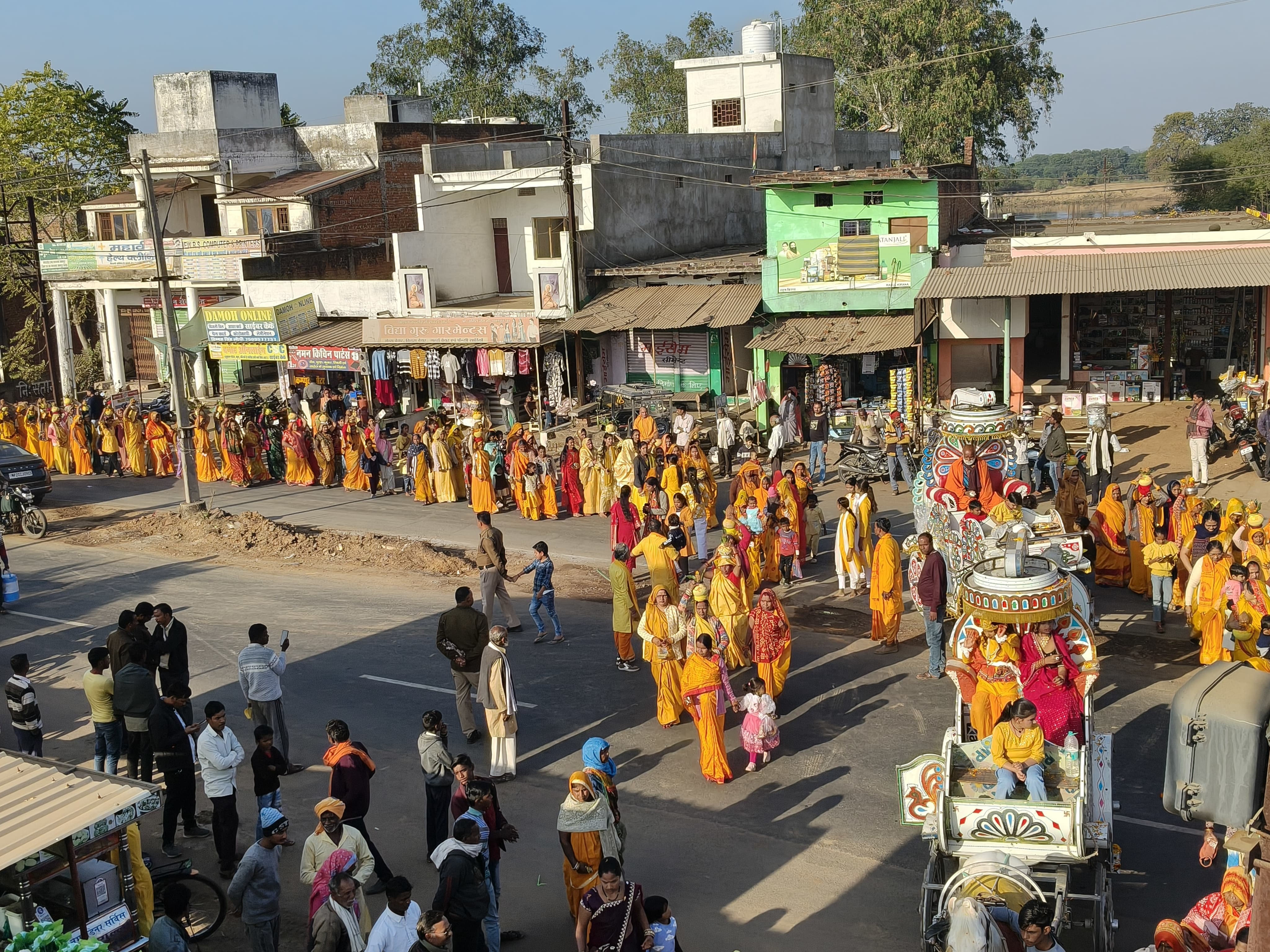 नोहटा में गायत्री महायज्ञ का भव्य आयोजन: नववर्ष और गणेश चतुर्थी पर आध्यात्मिक ऊर्जा का संचार
