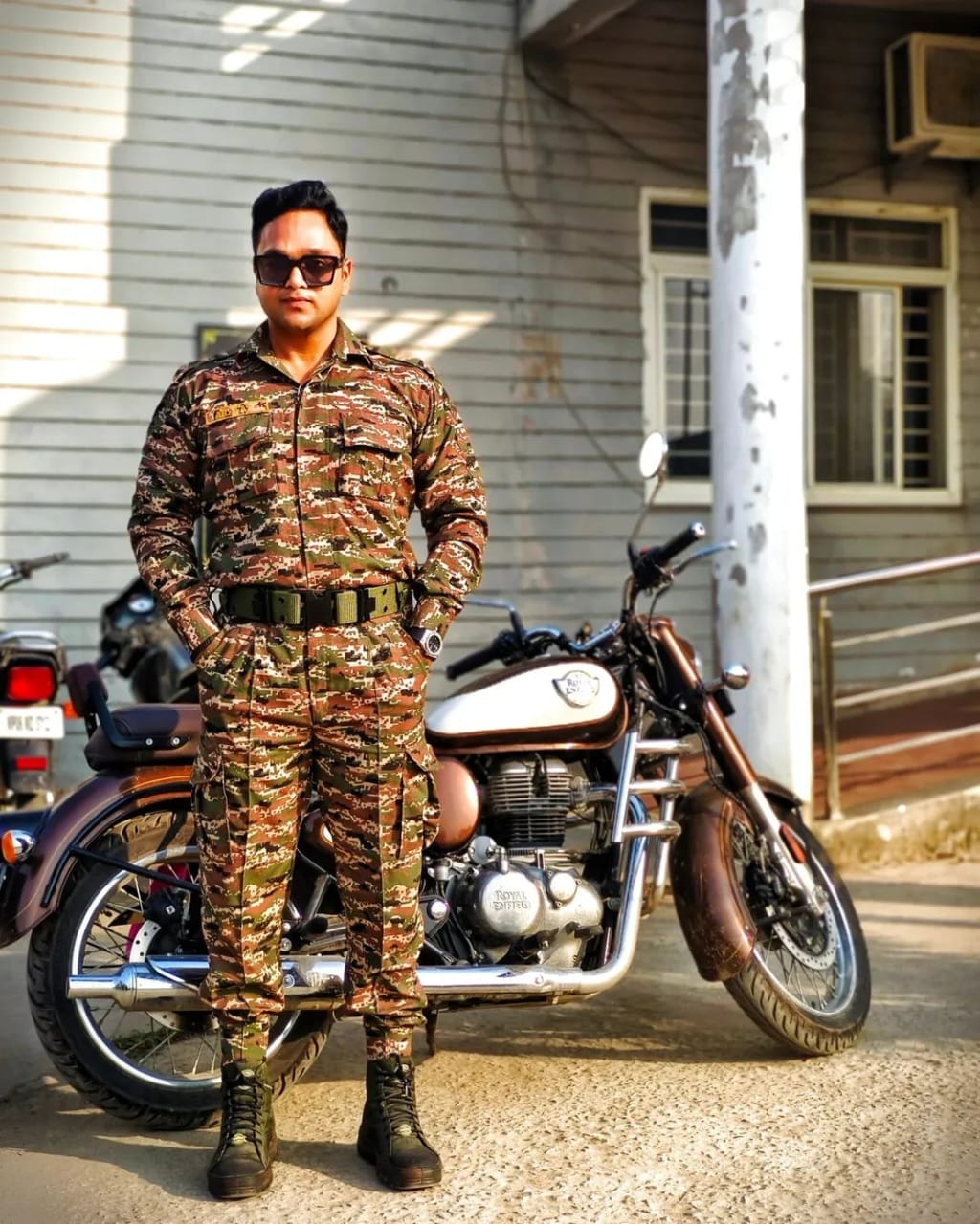 मुरैना में पदस्थ आरक्षक अराफ़ात ख़ान और एसआई प्रीति जादौन पर हुआ मामला दर्ज