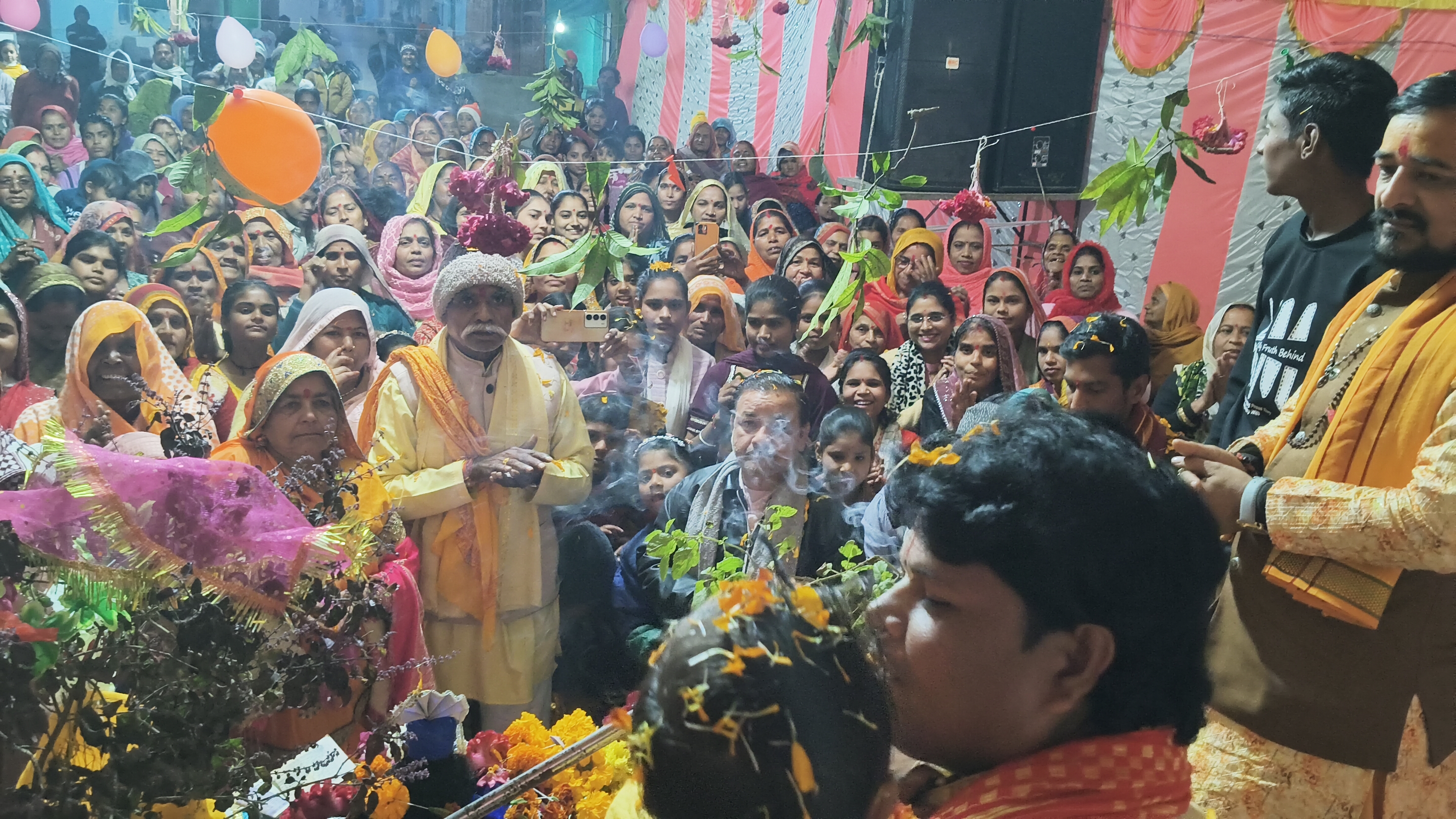  कृष्ण जन्म प्रसंग में लोगों ने पहुंच का धर्मलाभ अर्जित किया 