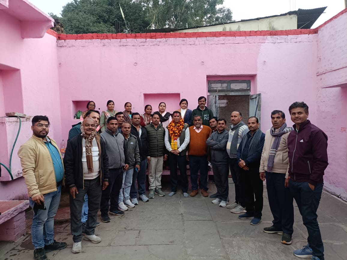 प्रेम नारायण तिवारी बने आजाद अध्यापक शिक्षक संघ के प्रांतीय उपाध्यक्ष, मुंगावली में हुआ भव्य स्वागत