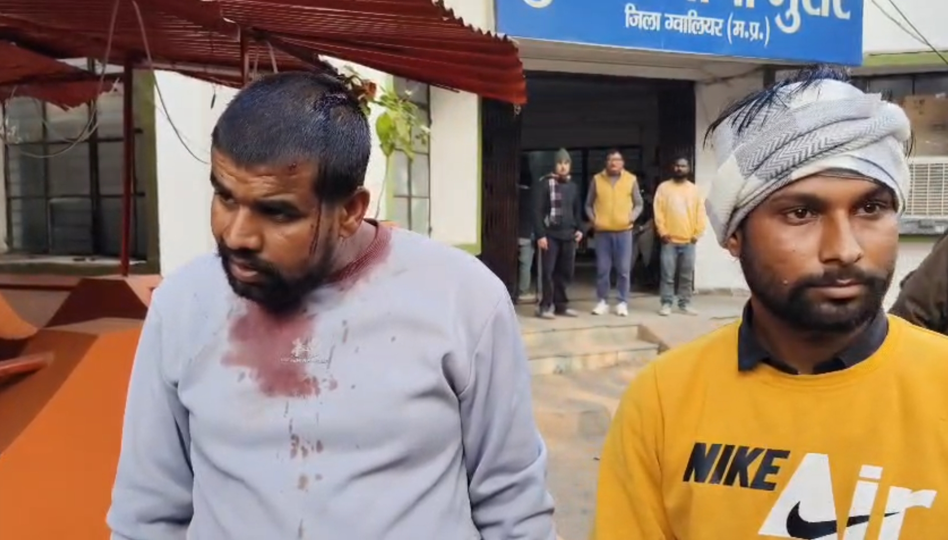 ऊर्जा मंत्री के शहर में ऊर्जा विभाग के गुंडों ने उपभोक्ता की कट्टे की बटों से करदी मारपीट