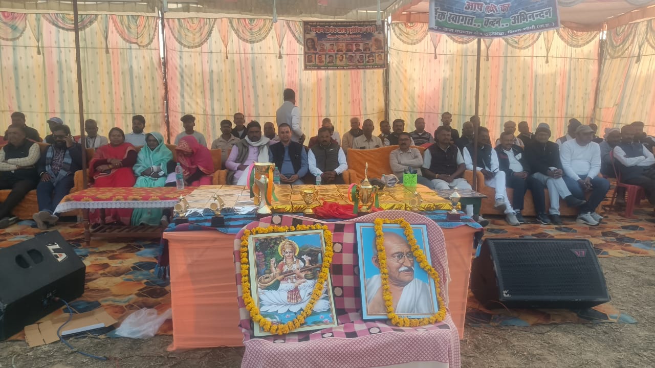 ग्रामीण क्रिकेट क्लब टूर्नामेंट में गंगेई विजेता व अमहा बनी उपविजेता* posted by Shailendra Kumar Dahiya  from Majholi