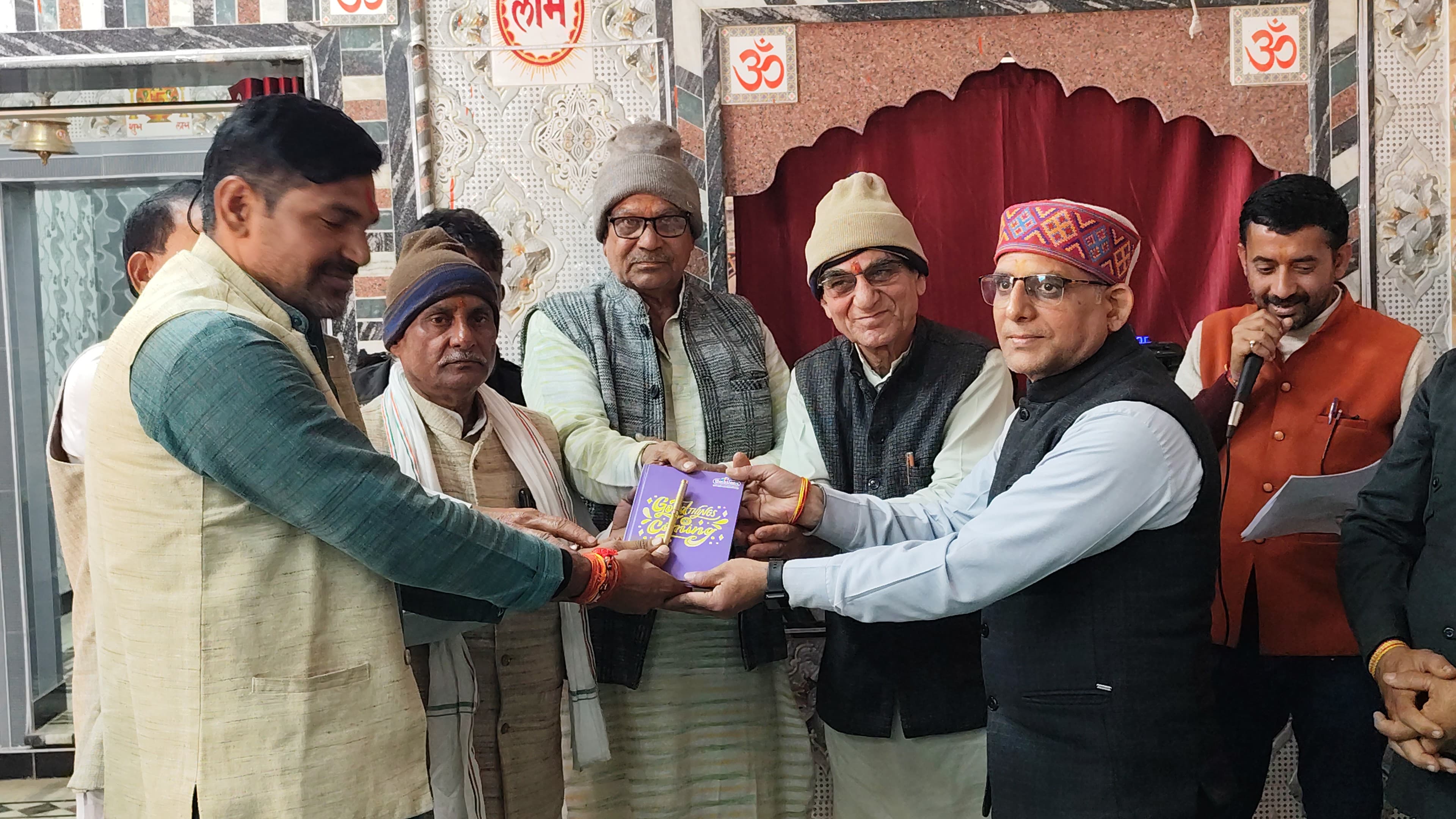 नव वर्ष मिलन समारोह में सम्मानित किए गए आंचलिक पत्रकार
