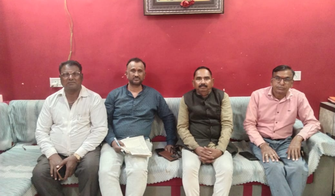समाज को संगठित कर शासन की योजनाओं से जोड़ा जाएगा अखिल भारतीय तेली महासभा के प्रदेश अध्यक्ष राधेश्याम अस्तोलिया का जिले में दो दिवसीय दौरा