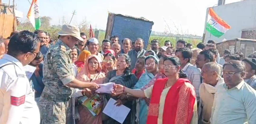 बीना: जिला कांग्रेस महिला उत्पीड़न निवारण प्रकोष्ठ का आक्रोश, राष्ट्रपति के नाम ज्ञापन