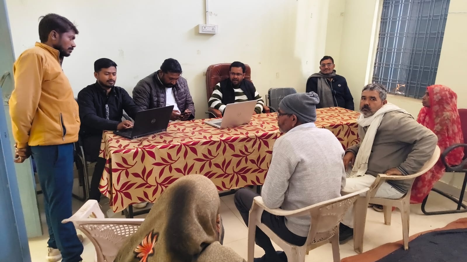 संकल्प से समाधान अभियान: ग्रामीण और शहरी क्षेत्रों में शिविरों के माध्यम से समस्याओं का समाधान