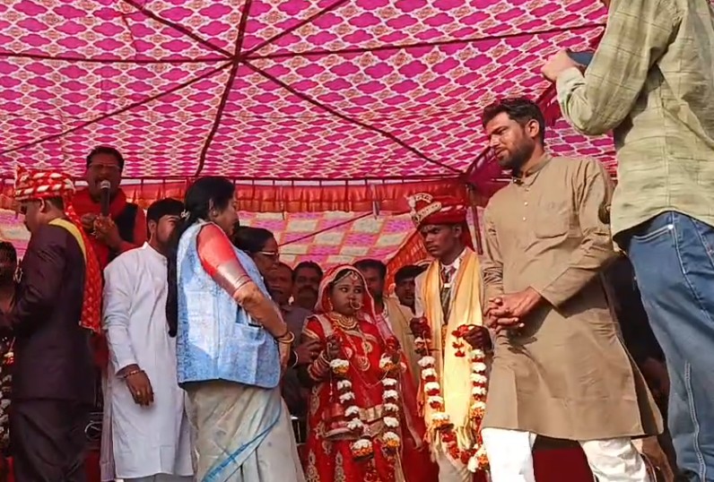 विवाह कप क्रिकेट टूर्नामेंट में हुआ दो बेटियों का विवाह