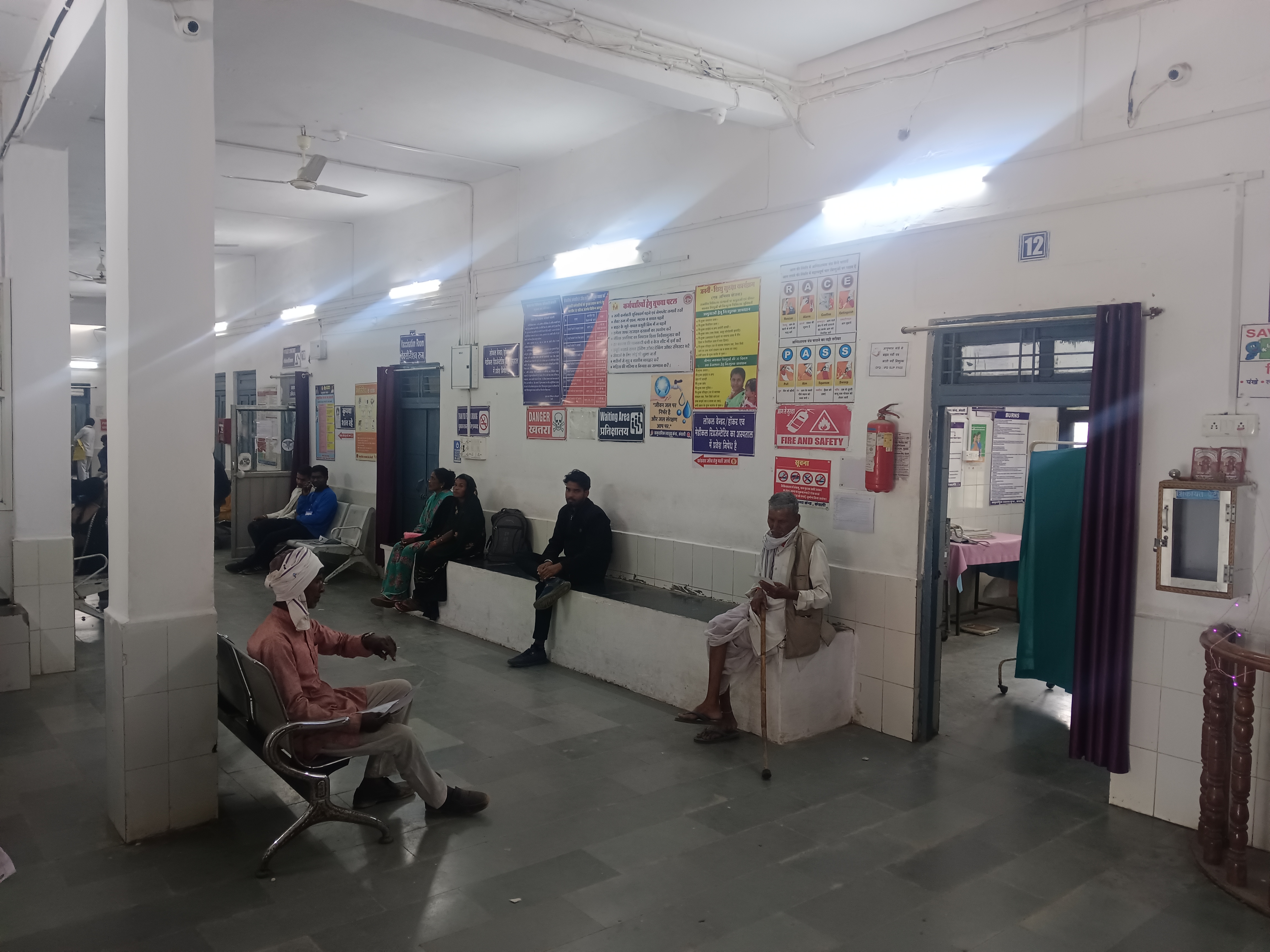 केसली सामुदायिक स्वास्थ्य केंद्र का 'लक्ष्य' सर्वे संपन्न: नरसिंहपुर की टीम ने जांची स्वास्थ्य सुविधाएं, अब दिल्ली की टीम पर नजर