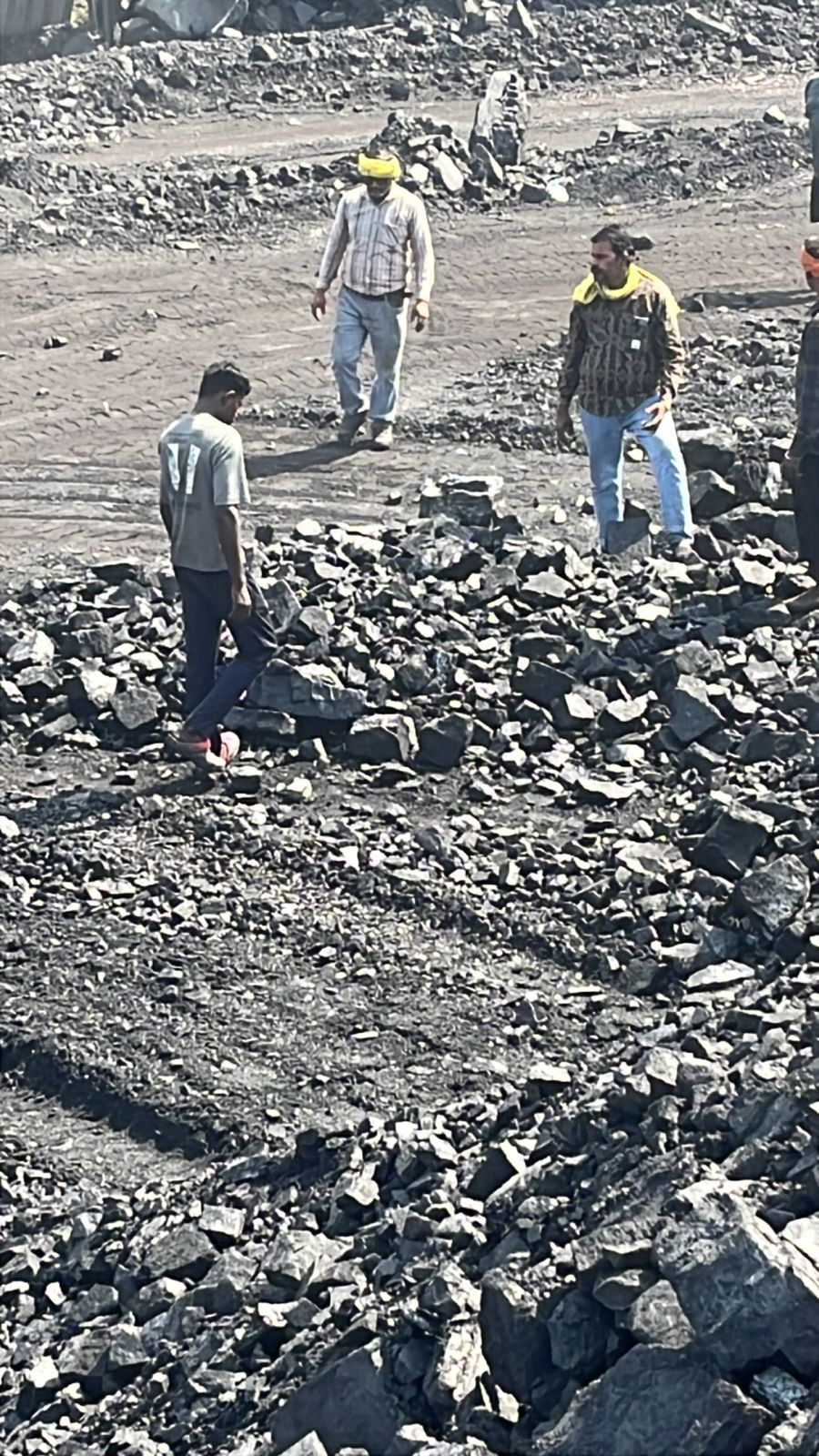 SECL की खांडा रामपुर खदान: भ्रष्टाचार और अवैध वसूली का अड्डा