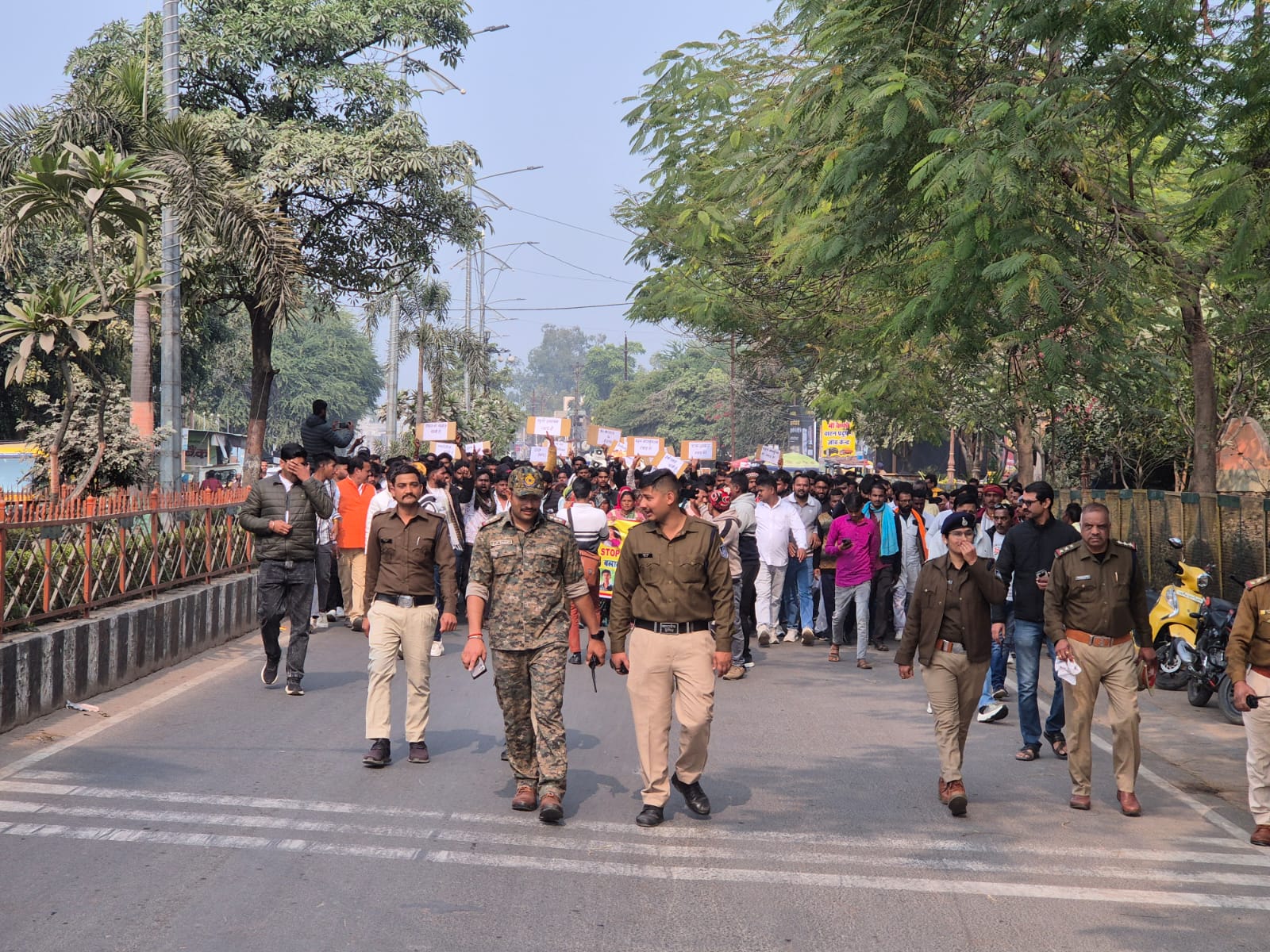 मोहनगढ़ थाना क्षेत्र में नाबालिग की मौत, निष्पक्ष जांच की मांग को लेकर परिजनों का प्रदर्शन