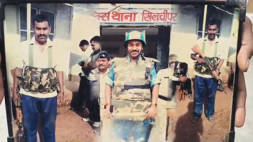 प्रतिमा नहीं, पिता हैं: शहीद नारायण सोनकर को बेटे-बहू ने पहनाए गर्म कपड़े