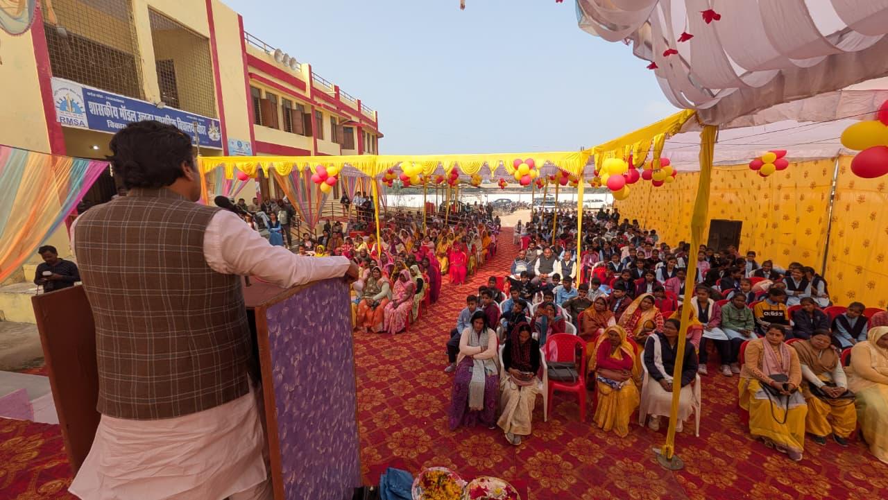 भाजपा विधायक सिद्धार्थ तिवारी 'राज' की गरिमामयी उपस्थिति में 'आनंद उत्सव' का भव्य समापन;