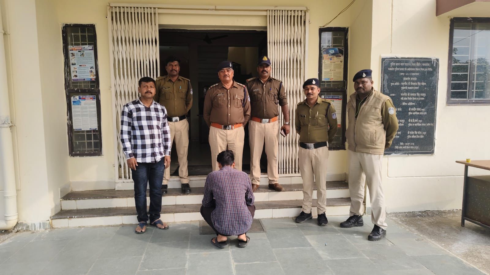 सीहोर पुलिस की बड़ी कार्रवाई: जिला बदर अपराधी तिलक कामले गिरफ्तार