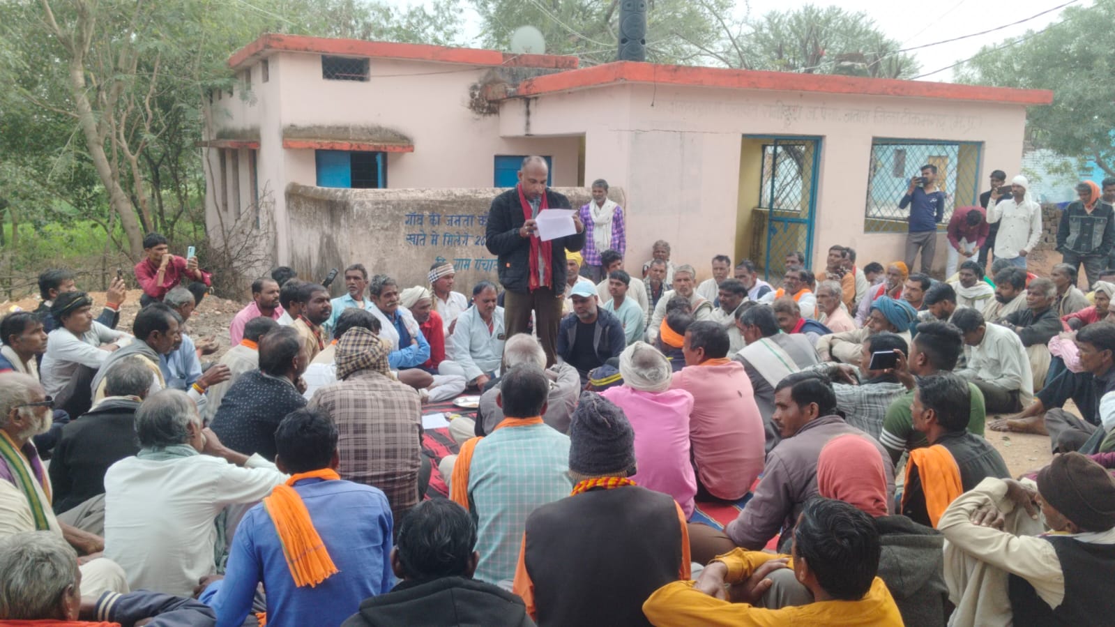 मोहनगढ़: रानीपुरा गांव में सर्व समिति द्वारा शराबबंदी का ऐलान posted by Rakesh Ahirwar from Tikamgarh