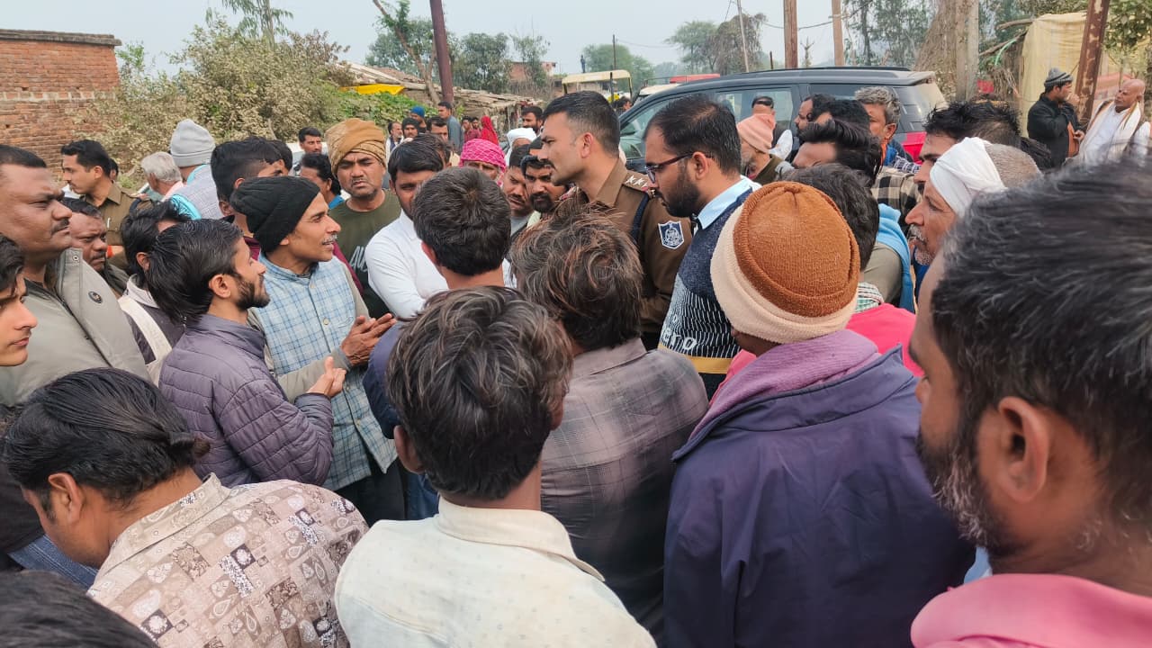 त्यौंथर: घर के बाहर बाथरूम करने निकले युवक की दर्दनाक मौत