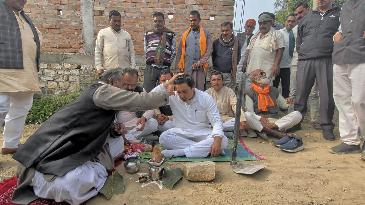 त्योंथर: विधायक सिद्धार्थ तिवारी 'राज' ने किया बदौली में विकास कार्यों का भूमि पूजन