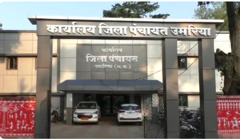आजमगढ़ में आजीविका मिशन में भ्रष्टाचार का बड़ा खुलासा एफआईआर दर्ज विकास के नाम पर सिर्फ कागजों में खेल