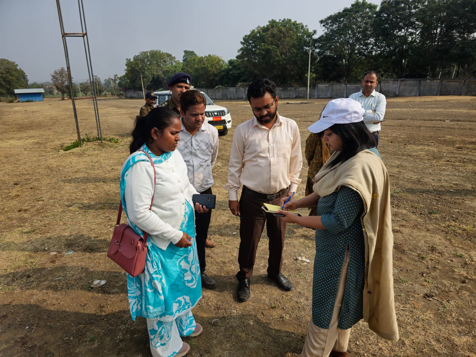 प्रदेश के राज्यपाल मंगू भाई पटेल के जिले के प्रस्तावित कार्यक्रम को लेकर प्रशासन हुँआ अलर्ट मोड़ पर 