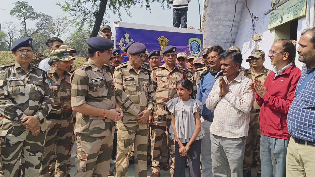 मानवता की मिसाल: सीआईएसएफ ने गंभीर बीमारी से जूझ रही छात्रा के इलाज के लिए बढ़ाया मदद का हाथ