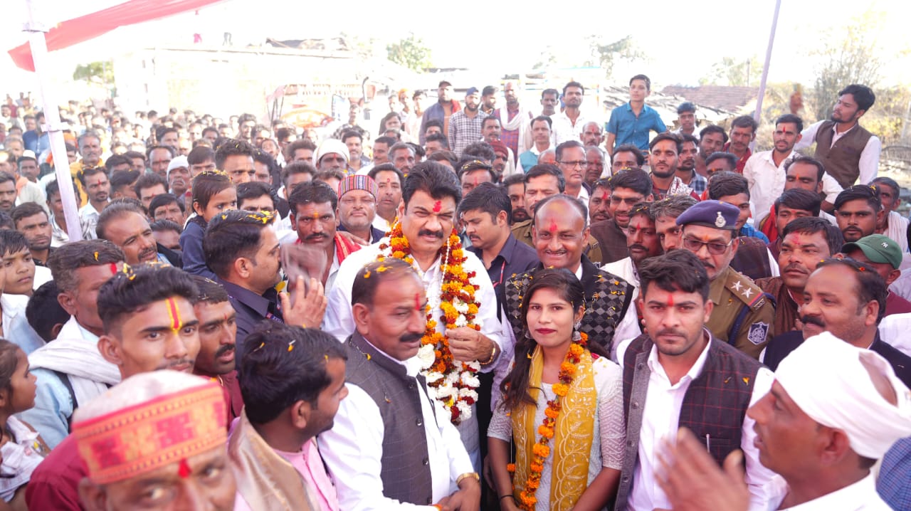 मध्य प्रदेश में मंत्री गोविंद सिंह राजपूत ने विकास कार्यों का लोकार्पण किया और प्रगति की दिशा में एक महत्वपूर्ण कदम उठाया