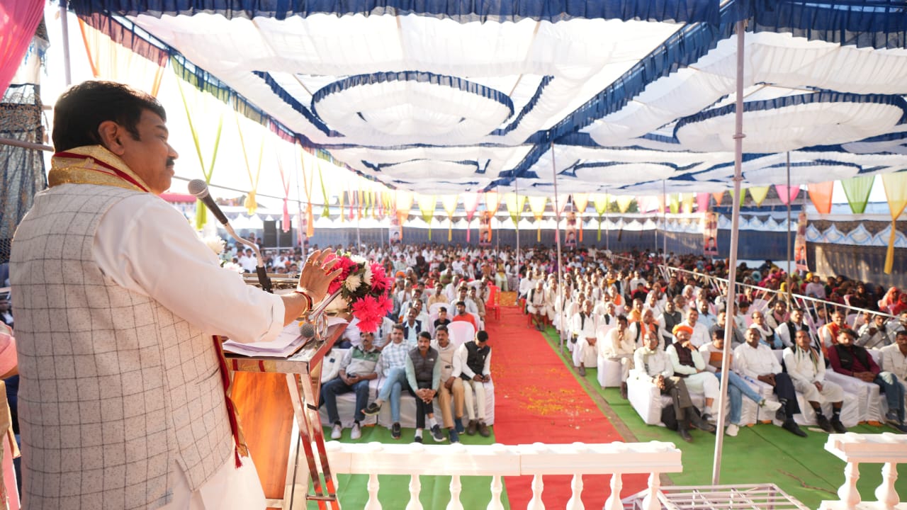 मध्य प्रदेश में मंत्री गोविंद सिंह राजपूत ने विकास कार्यों का लोकार्पण किया और प्रगति की दिशा में एक महत्वपूर्ण कदम उठाया