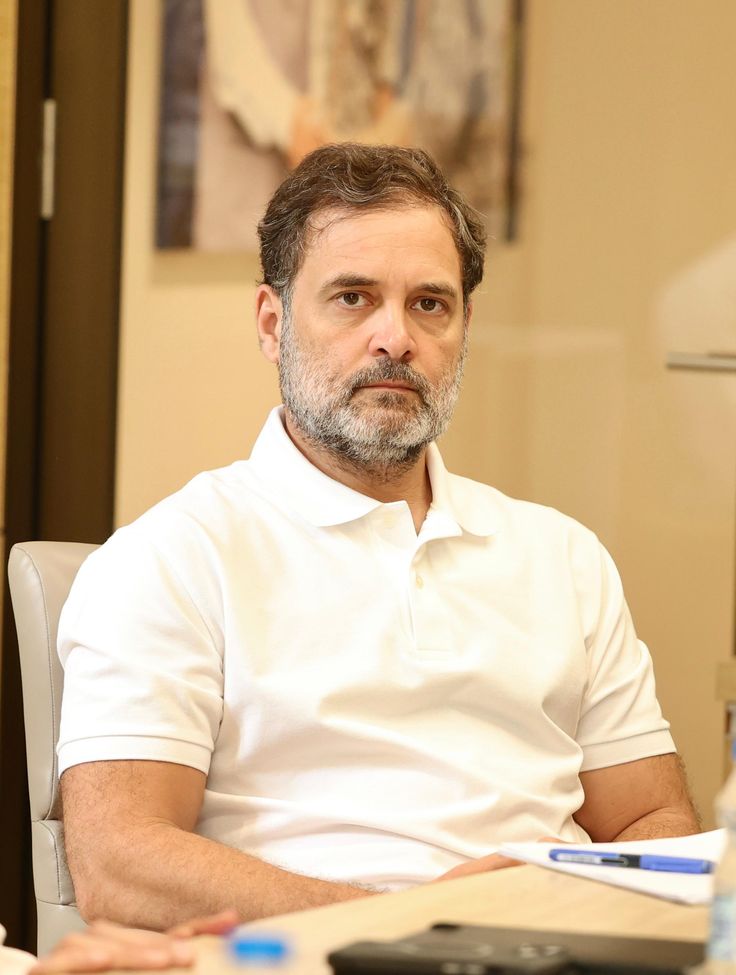 बड़ी खबर: सिंगरौली जल्द ही आएंगे राहुल गांधी, आदिवासियों का जानेंगे दर्द, प्रियंका ने बनाए नोट्स