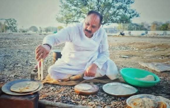 सीहोर में पूज्य गुरुदेव जी के भव्य आयोजन से भक्तों को भोजन प्रसादी में ईश्वर की कृपा का अनुभव आशीर्वाद मिलता है