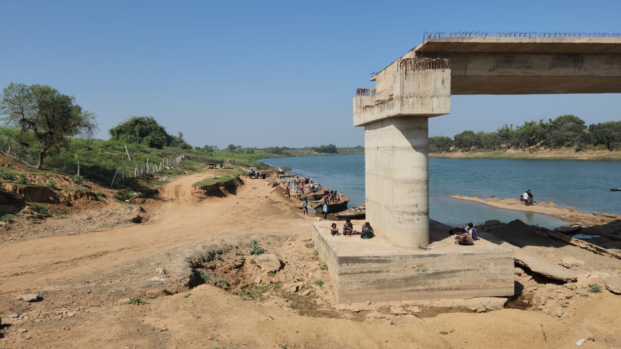 सोहागी थाना क्षेत्र में रेत माफियाओं का आतंक, प्रशासन मौन