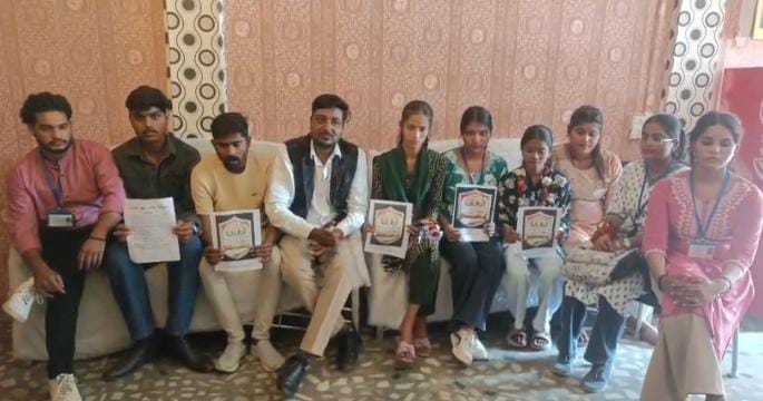 युवाओं का नया संकल्प बेरोजगारी से निपटने के लिए एकता युवा शक्ति संगठन की स्थापना से मिला नया मार्ग और दिशा