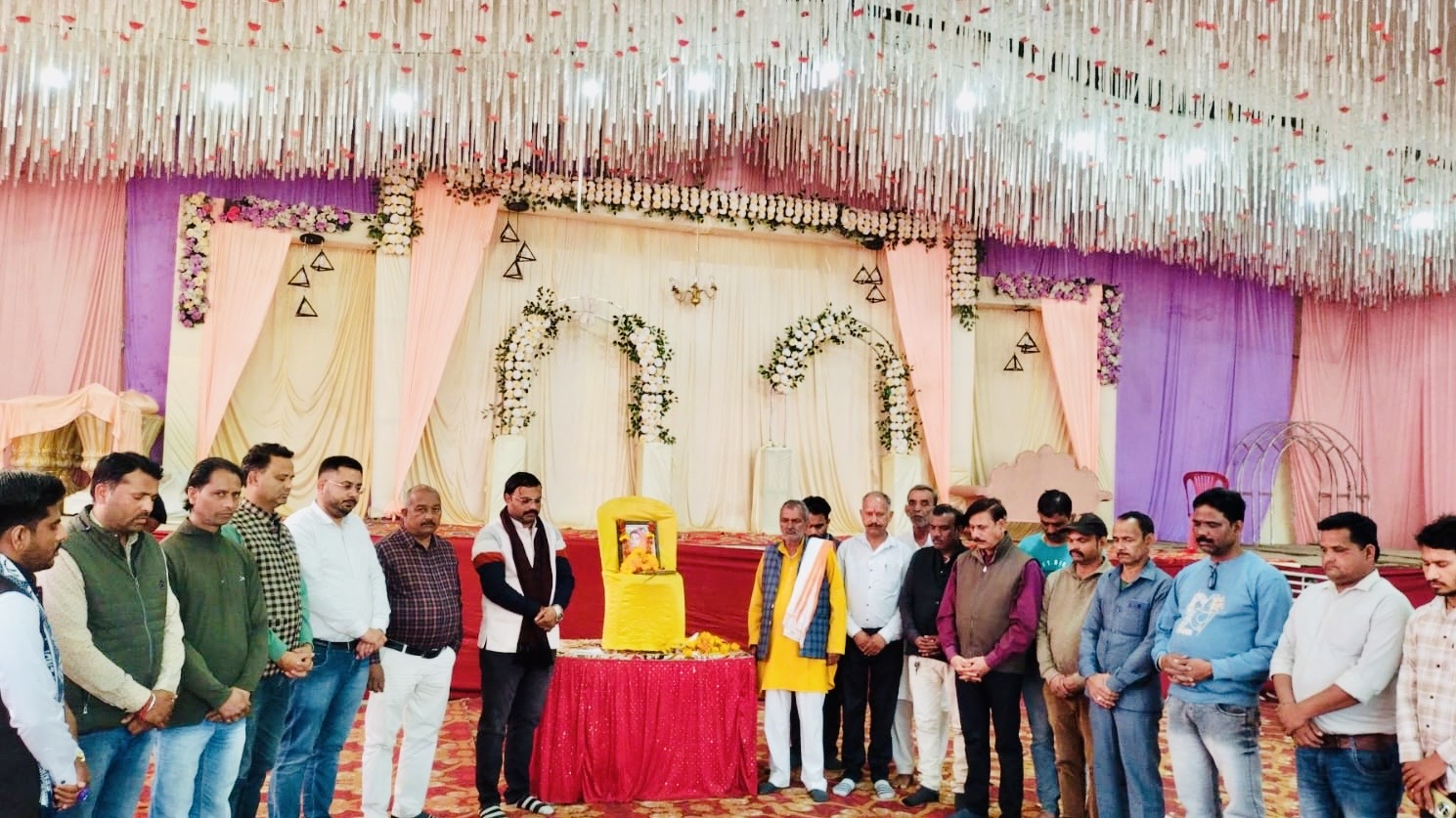 वरिष्ठ पत्रकार धर्मेंद्र की मां को पत्रकार संघ ने दी भावभीनी श्रद्धांजलि posted by Amit Dubey from Khurai