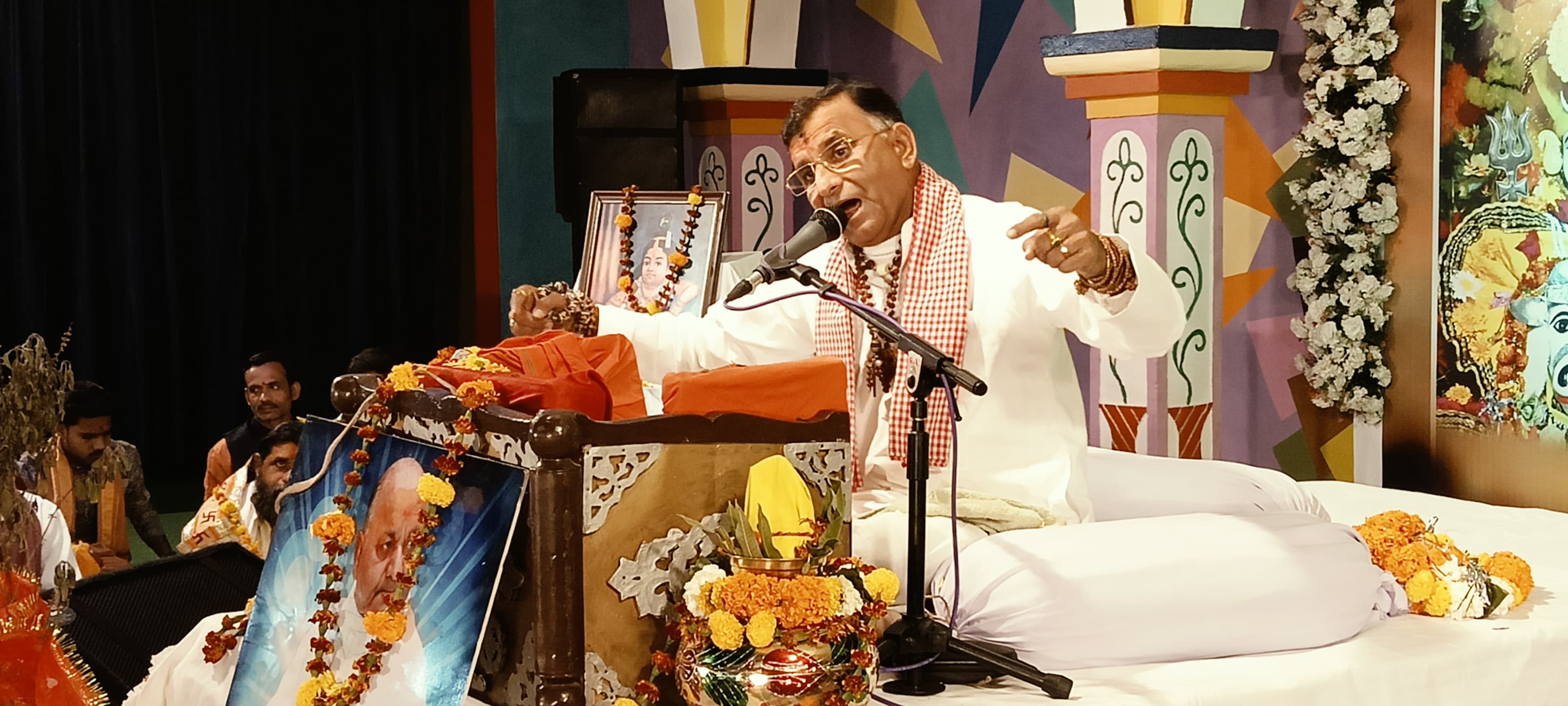 गौरी शंकर मंदिर में श्री मद भागवत कथा: संस्कार और जीवन दर्शन पर पंडित अनिल शास्त्री जी के विचार