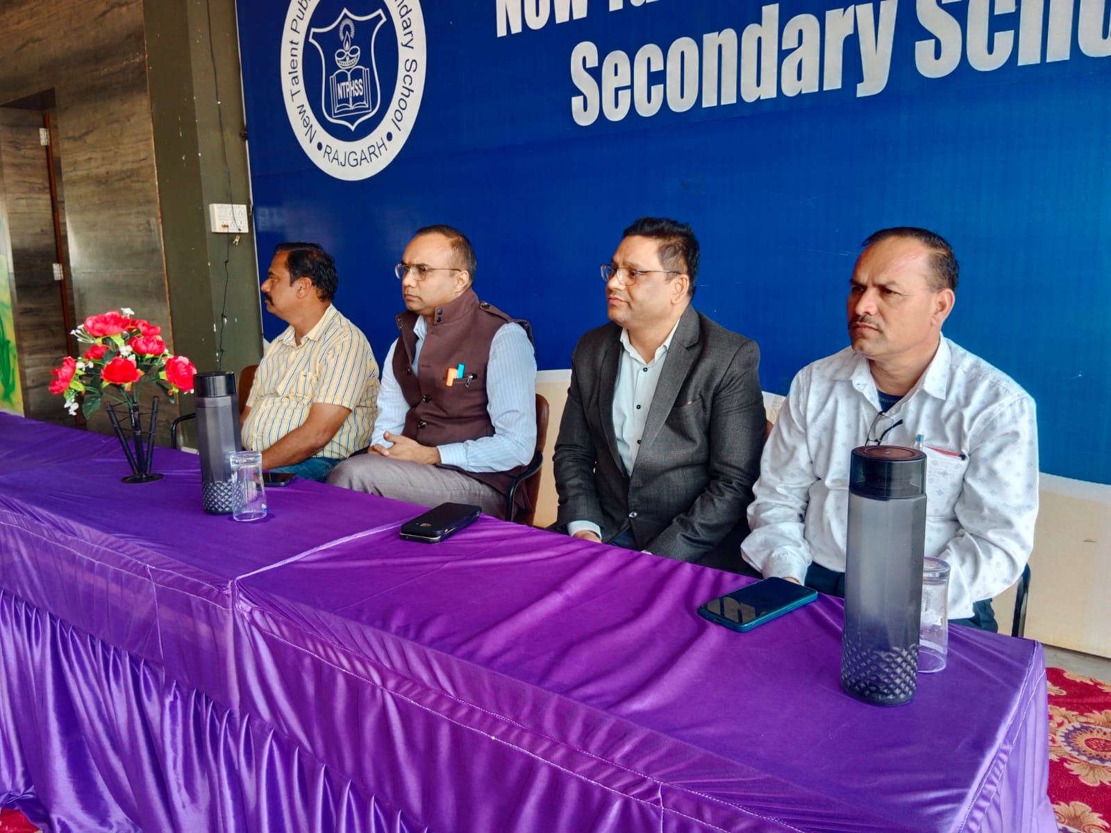  सरदारपुर में विधिक साक्षरता अभियान: जागरूकता शिविर का सफल आयोजन