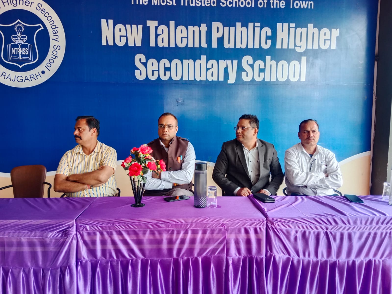  सरदारपुर में विधिक साक्षरता अभियान: जागरूकता शिविर का सफल आयोजन