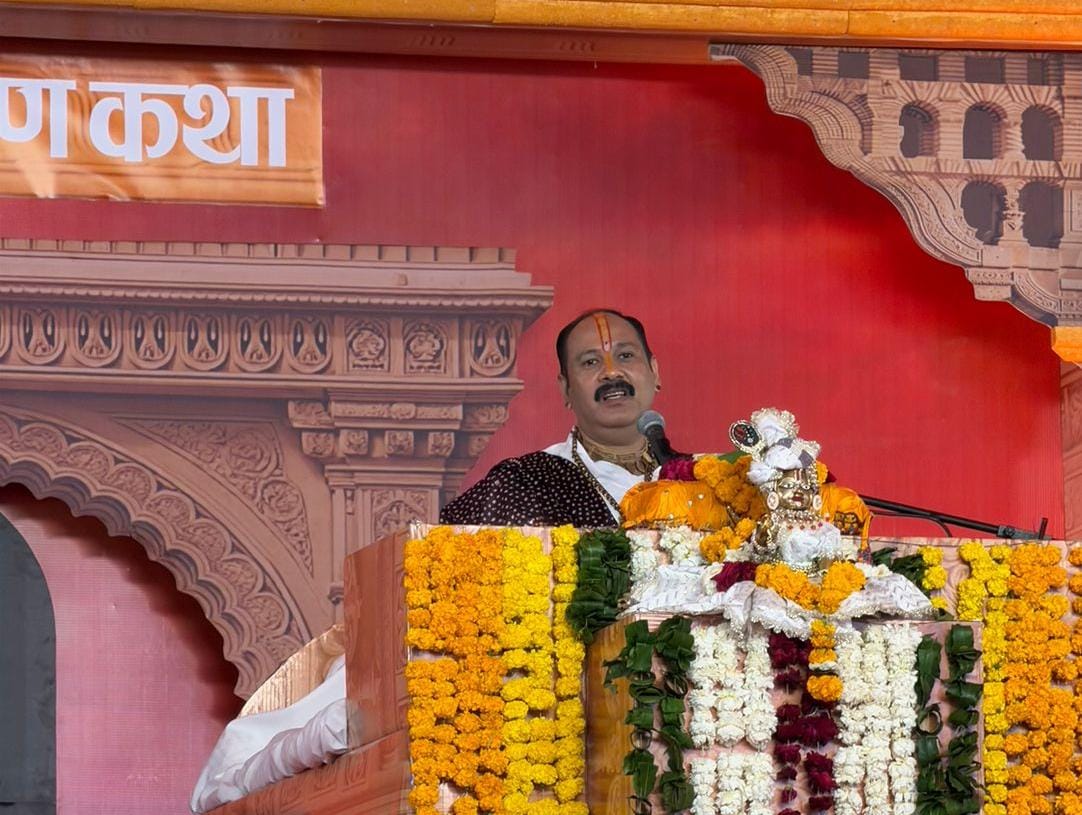 नवग्रह शक्तिपीठ डबरा में चल रहे प्राण प्रतिष्ठा महोत्सव का आज दूसरा दिन