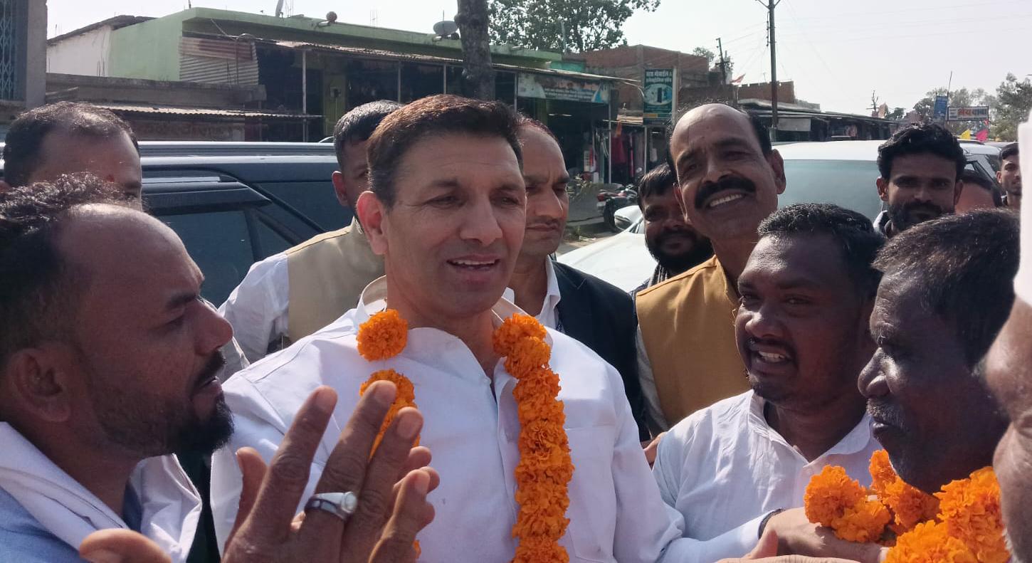 जीतू पटवारी के उमरिया दौरे पर कांग्रेस कार्यकर्ताओं ने किया जोरदार स्वागत और प्रदेश की राजनीति में नई ऊर्जा का संचार