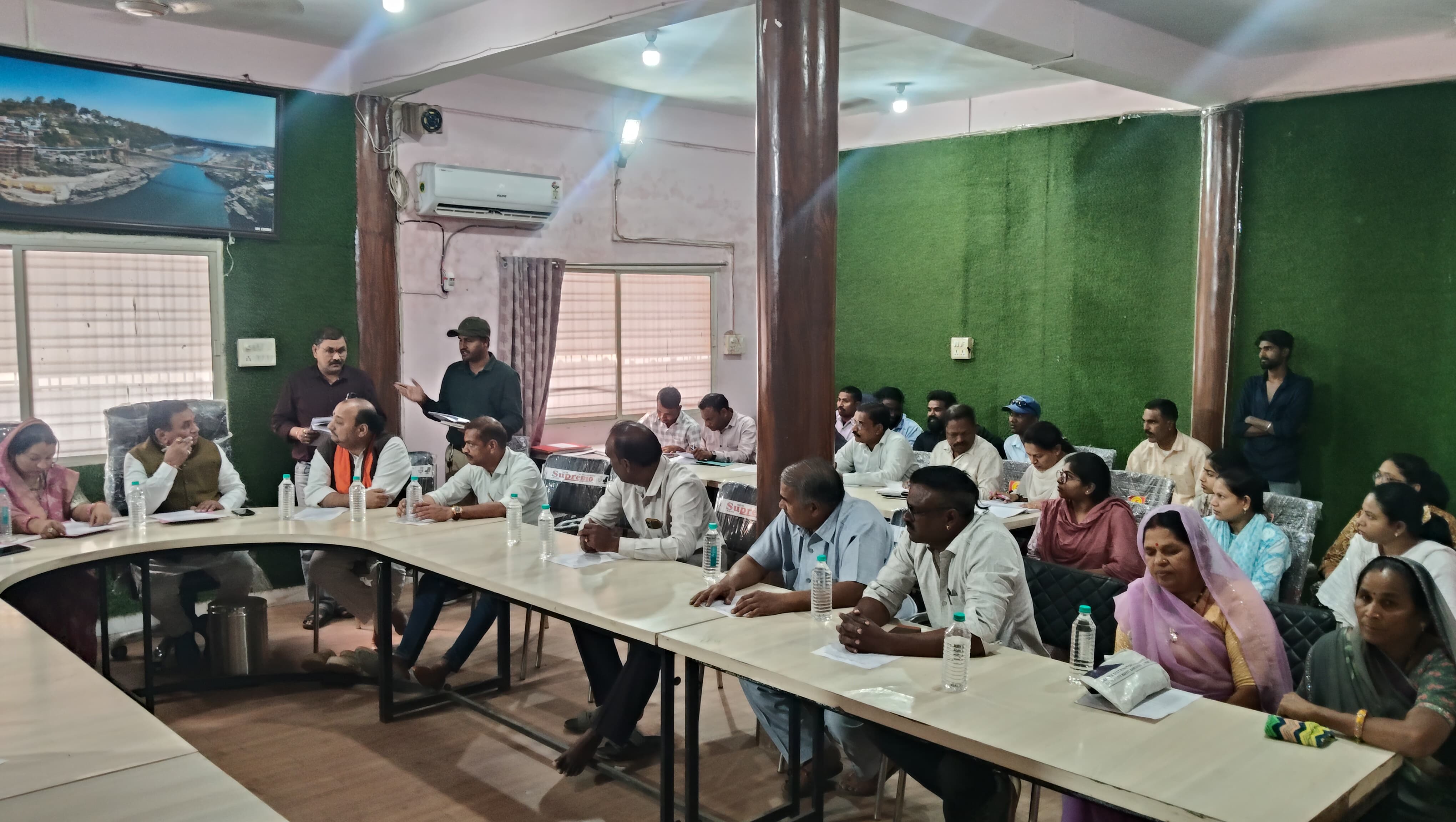 नगर परिषद की बैठक में 12 प्रस्ताव सर्वसम्मति से पारित, 4.68 करोड़ के विकास कार्यों की सौगात