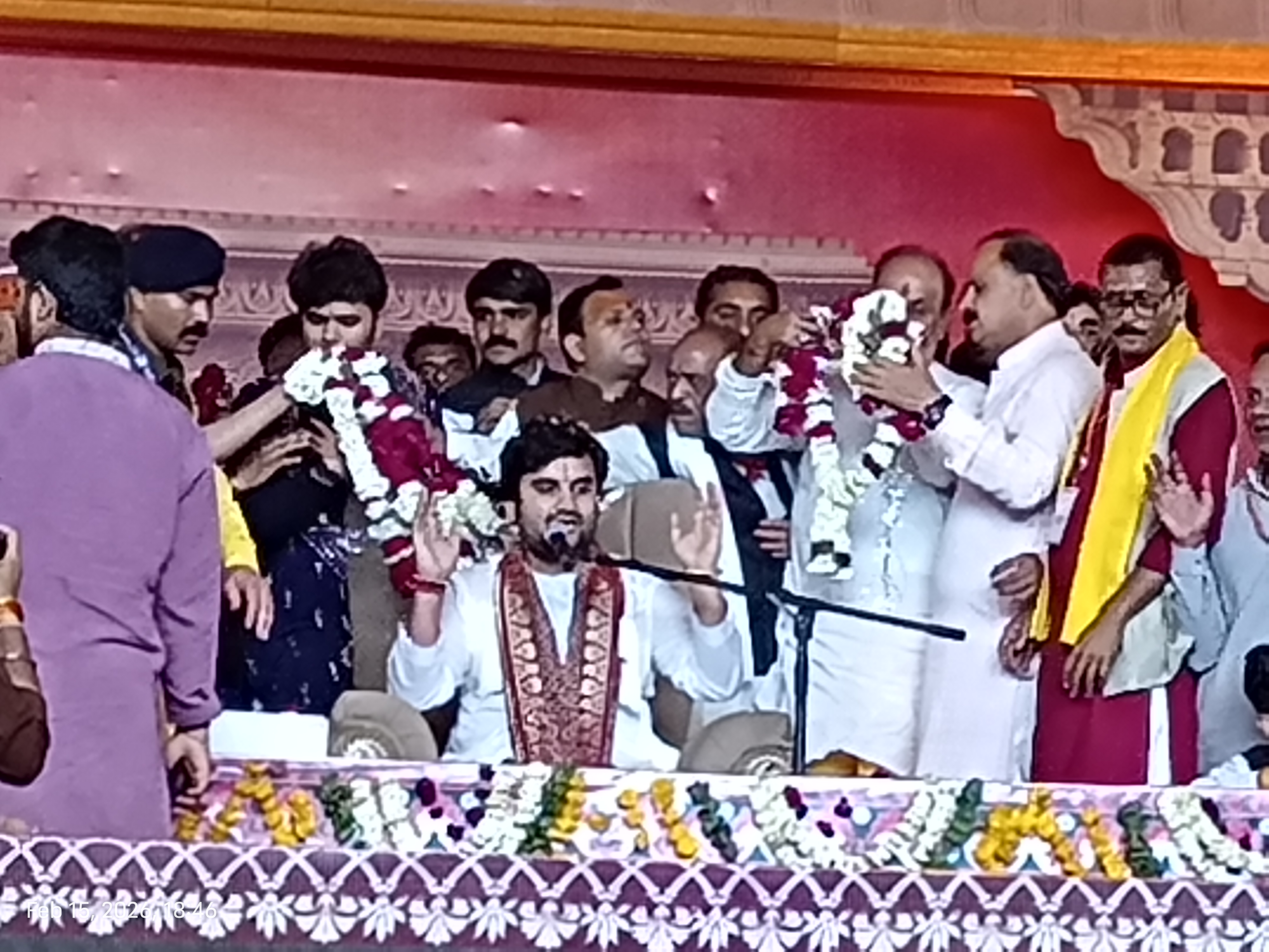  डबरा स्थित नवग्रह शक्तिपीठ प्राण प्रतिष्ठा महोत्सव के पांचवें दिवस पर विशेष वातावरण देखने को मिला, मप्र के मुख्यमंत्री डॉ मोहन यादव का आगमन