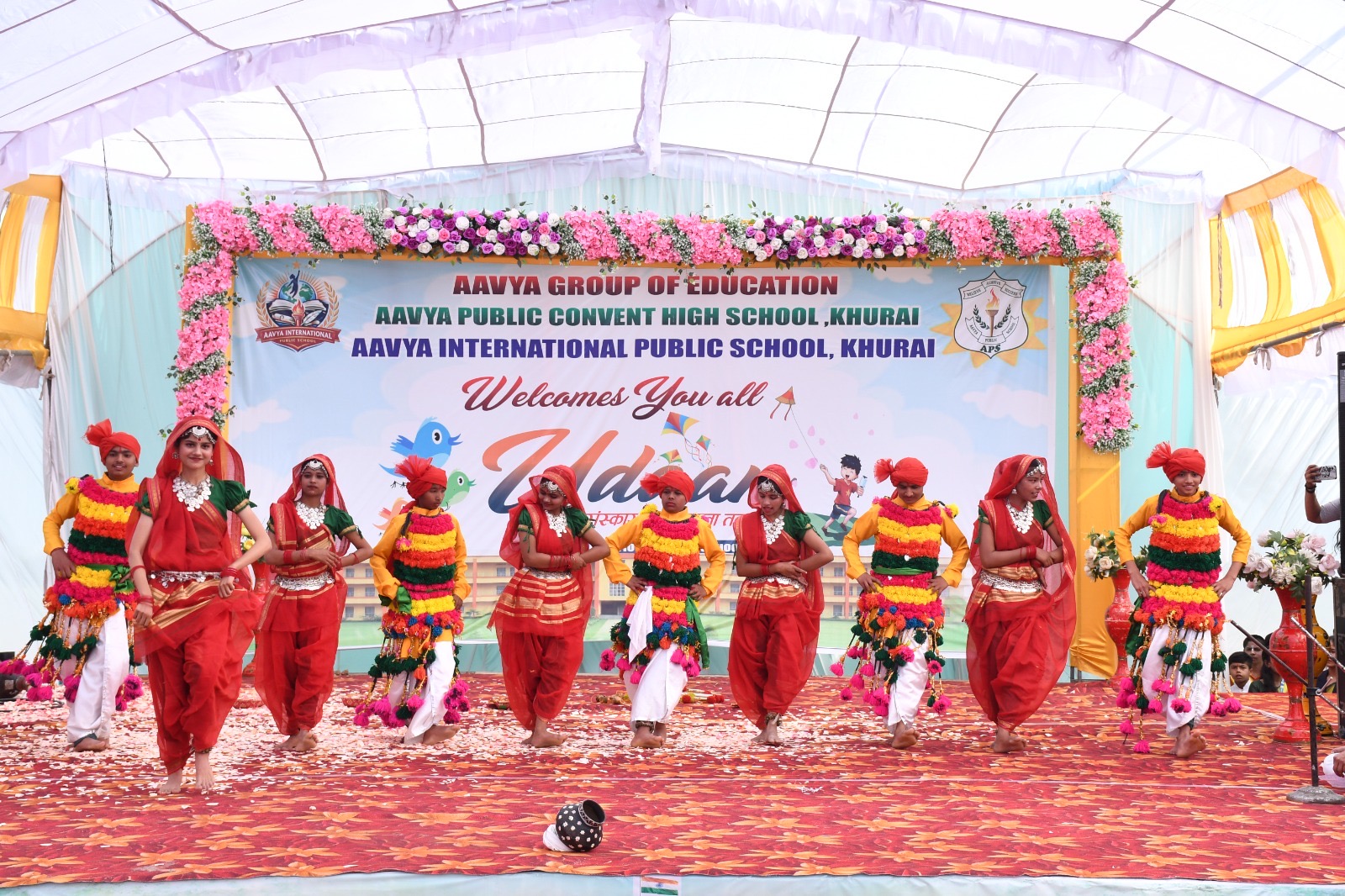 आव्या पब्लिक कॉन्वेंट स्कूल, खुरई में भव्य रूप से सम्पन्न हुआ वार्षिक महोत्सव “उड़ान” posted by Amit Dubey from Khurai
