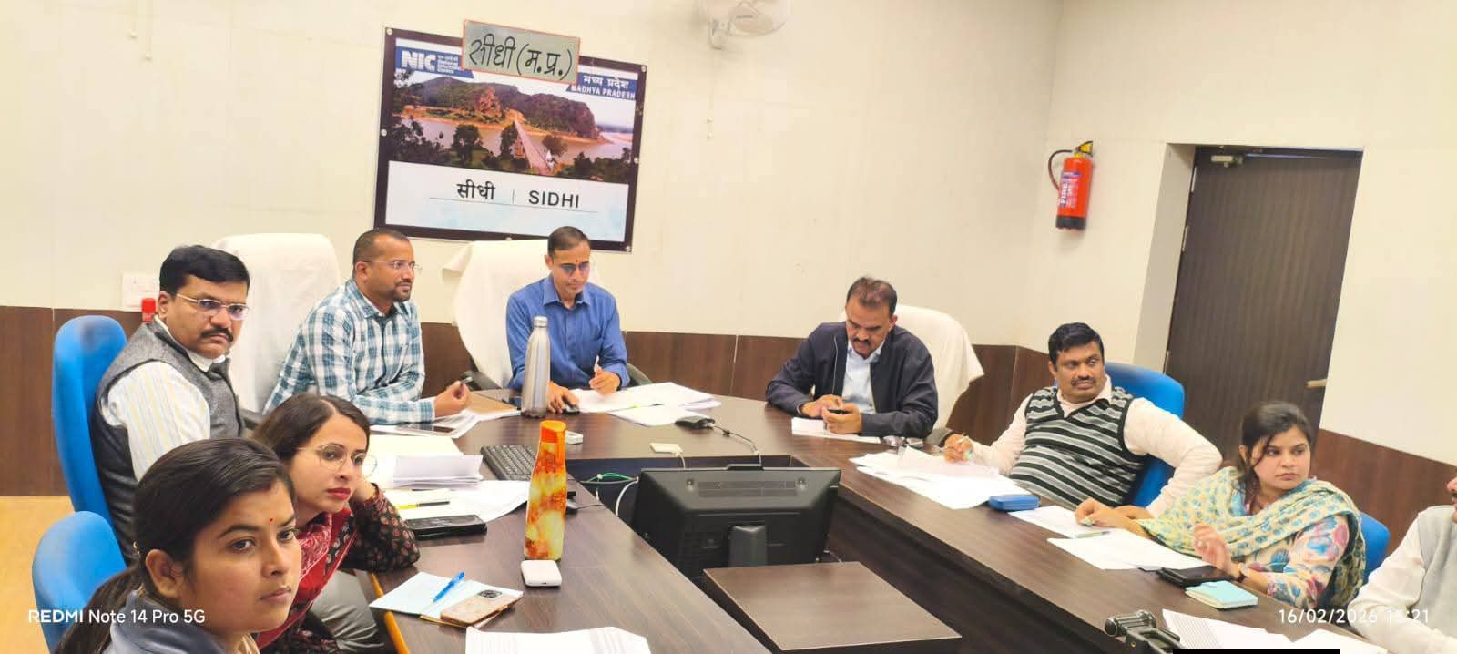 📰 6 माह से अधिक लंबित नामांतरण, बंटवारा व सीमांकन प्रकरण जल्द निपटाएं — कमिश्नर
