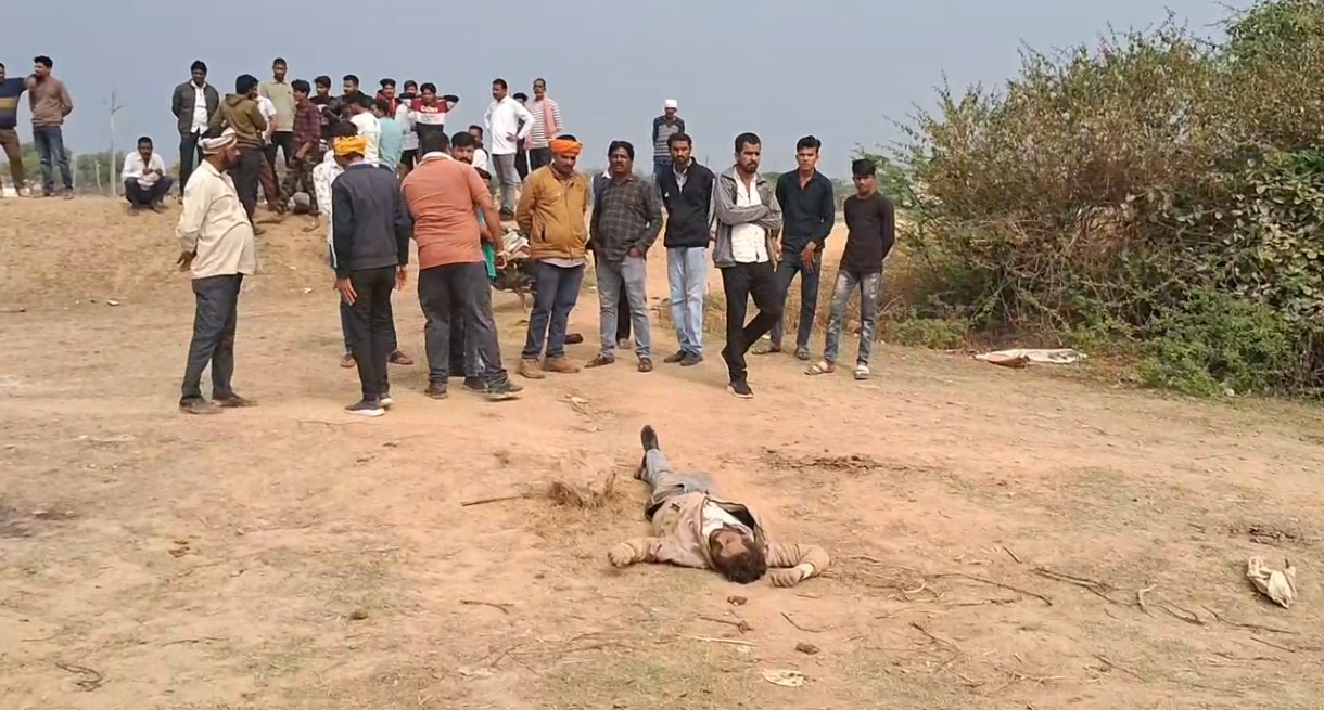 दमोह फार्म हाउस के सामने संदिग्ध अवस्था में युवक का शव मिलने से इलाके में फैली सनसनी पुलिस जांच में जुटी