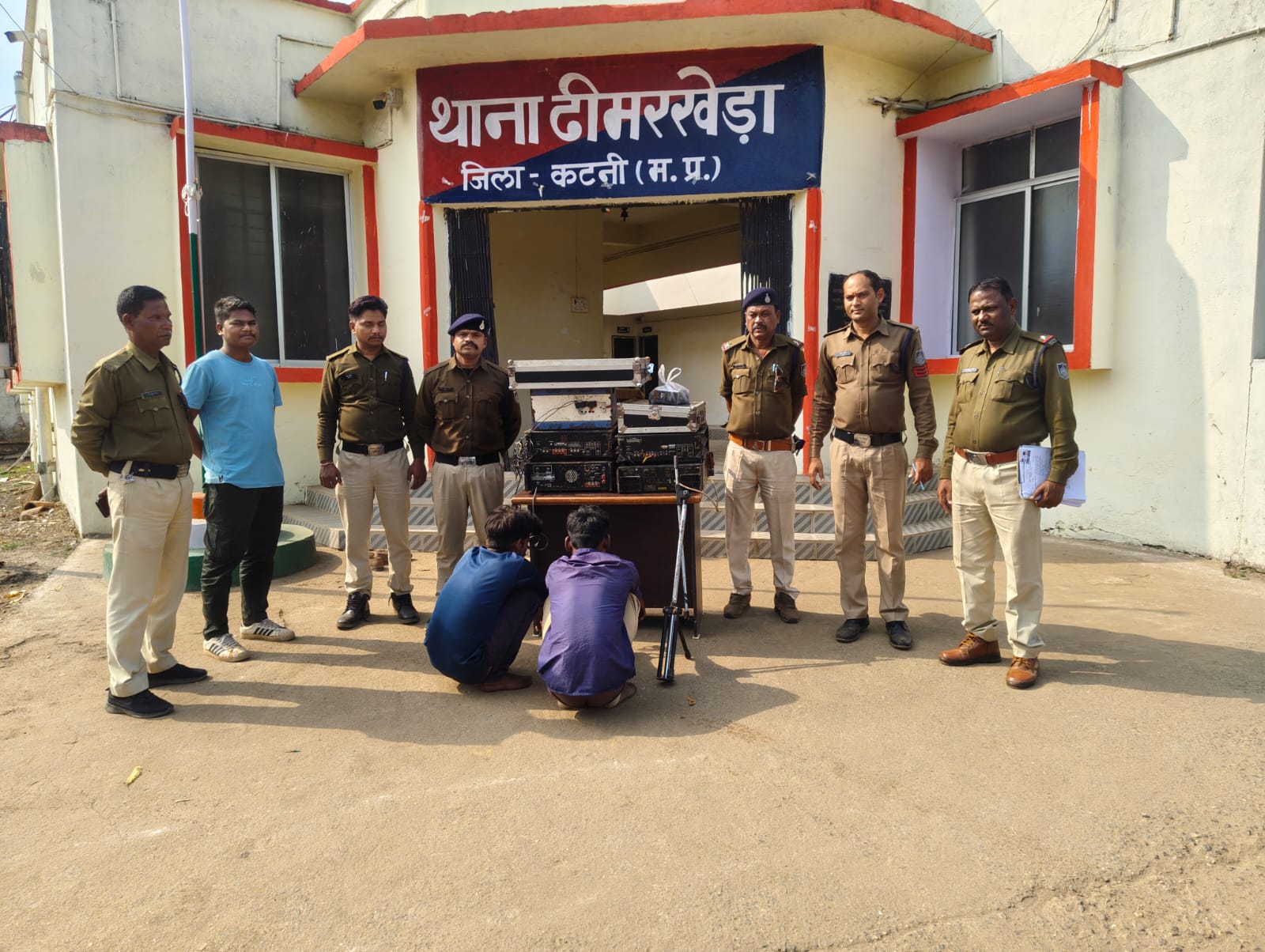 ढीमरखेड़ा पुलिस की बड़ी कार्रवाई, ₹3.5 लाख का साउंड सिस्टम बरामद posted by Amit Tiwari  from Katni
