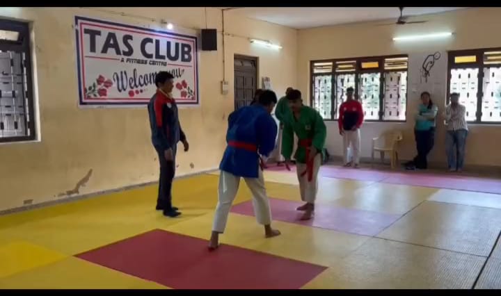 “गोल्डन पंच! बुरहानपुर के खिलाड़ियों ने राज्य प्रतियोगिता में लहराया परचम!” posted by Raju Rathore from Burhanpur