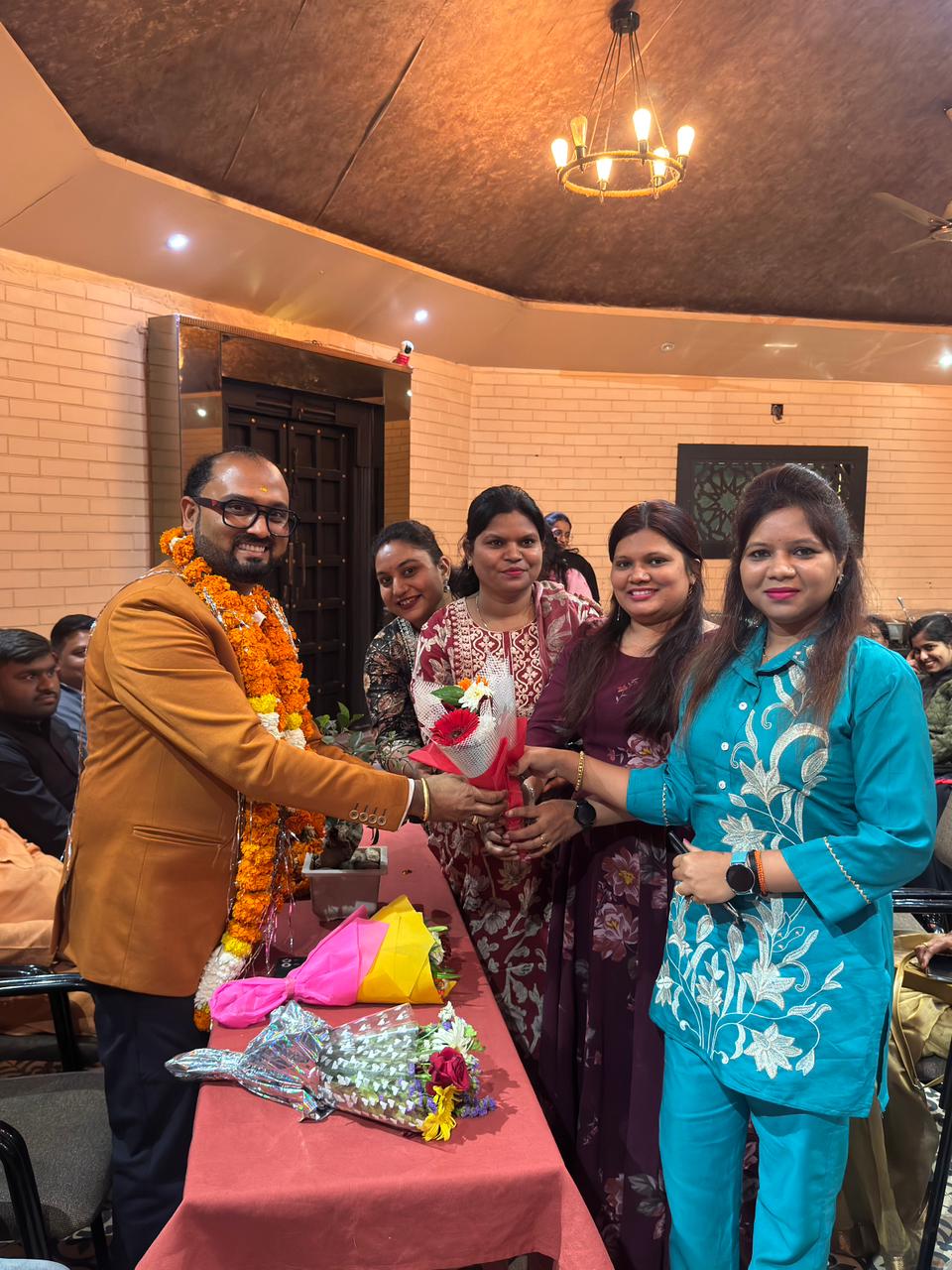 डॉ हेमराज धोटे प्रदेश कोषाध्यक्ष निर्वाचित भोपाल में हुए परिमंडल अधिवेशन में मिली जिम्मेदारी posted by Sachin Jain from Betul