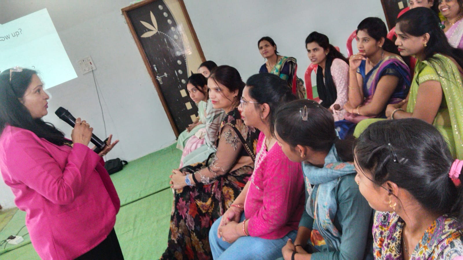 मुलताई में वुमन हेल्थ एंड ब्यूटी वर्कशॉप का आयोजन posted by Mohammad Afsar  from Multai