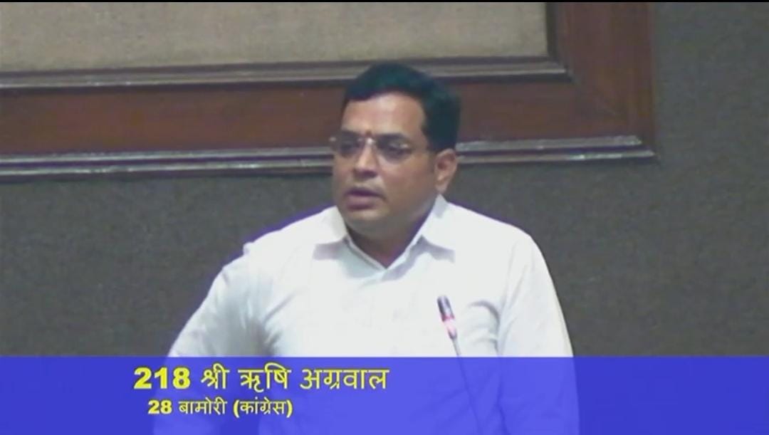 ऋषि अग्रवाल ने बमोरी में किसानों की फसल नुकसान पर सरकार से तत्काल मुआवजा देने की मांग की ताकि आर्थिक संकट कम हो सके posted by Ved Parkash Arya from Guna