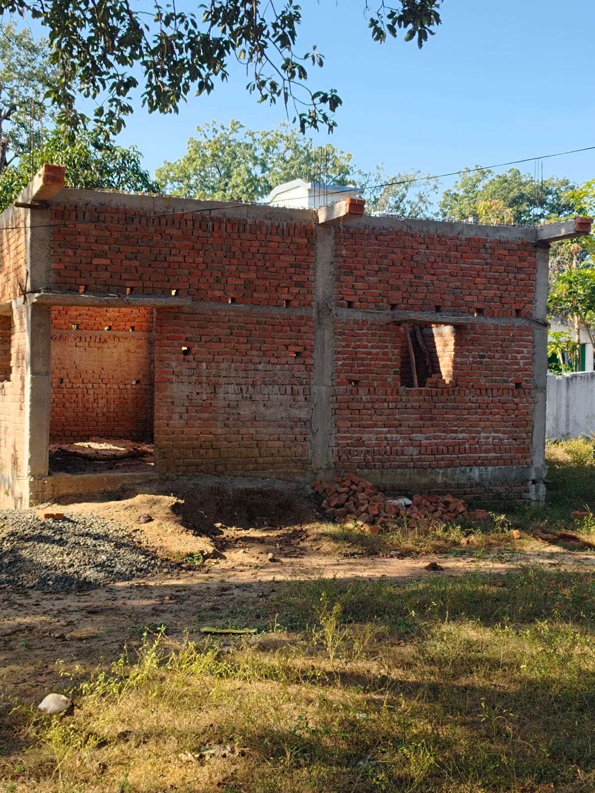 केल्हौरी में सरकारी जमीन पर 'भू-माफिया' का नंगा नाच posted by Kishor Kumar Soni  from Anuppur