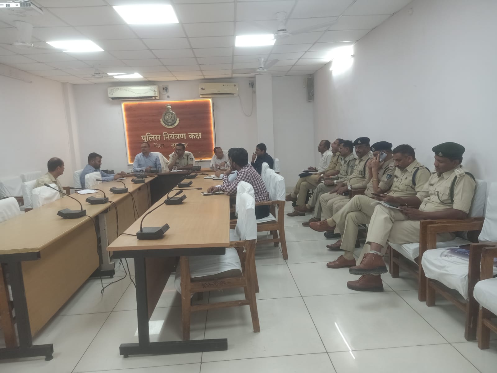 ईद-होली को लेकर प्रशासन अलर्ट: कलेक्टर-एसपी की हाई लेवल बैठक, शांति व्यवस्था पर सख्त निर्देश posted by Raju Rathore from Burhanpur