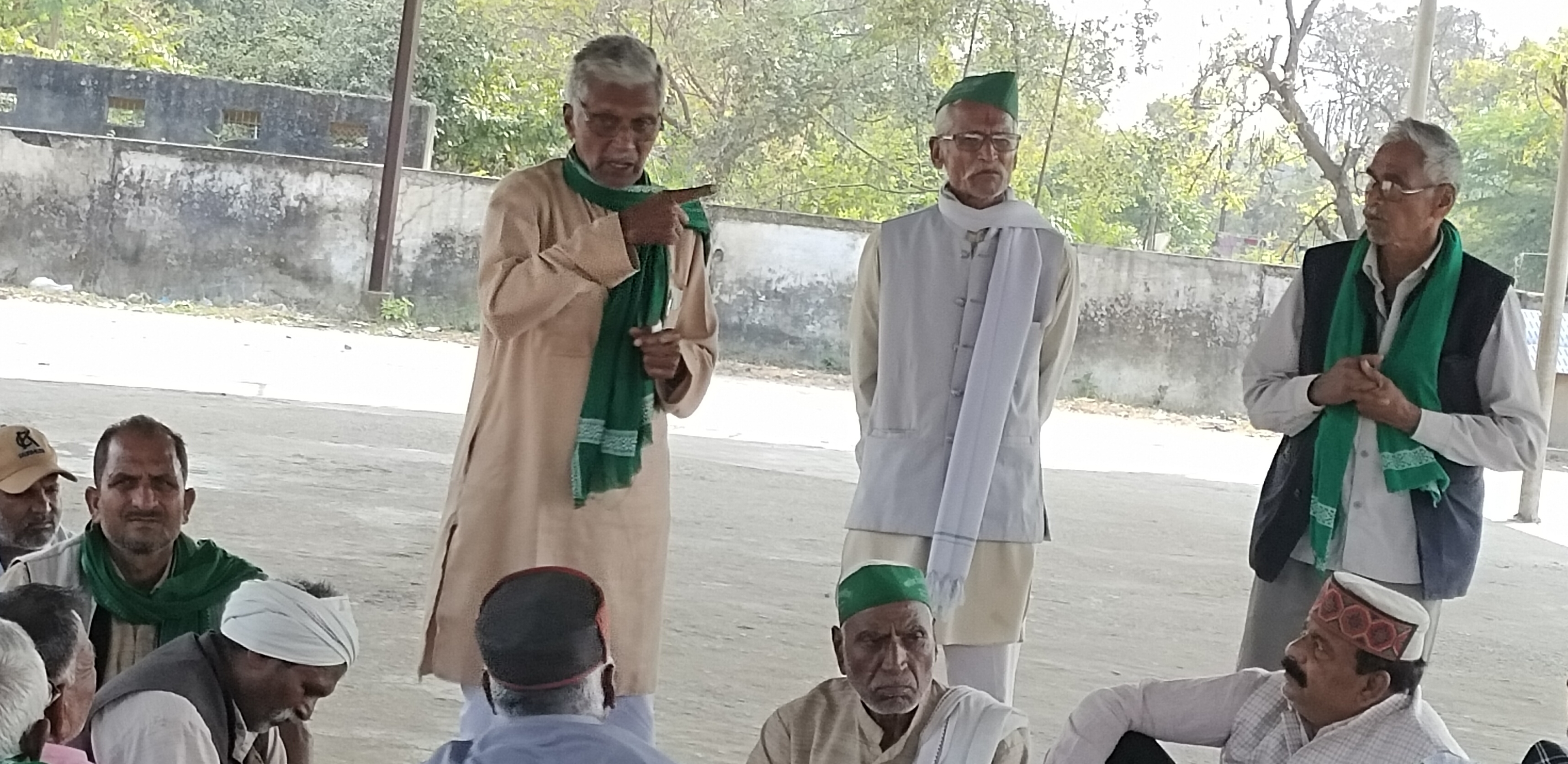 किसान यूनियन का रास्ट्रीय आयोजन  posted by Kailash Tamarkar  from Unchahara