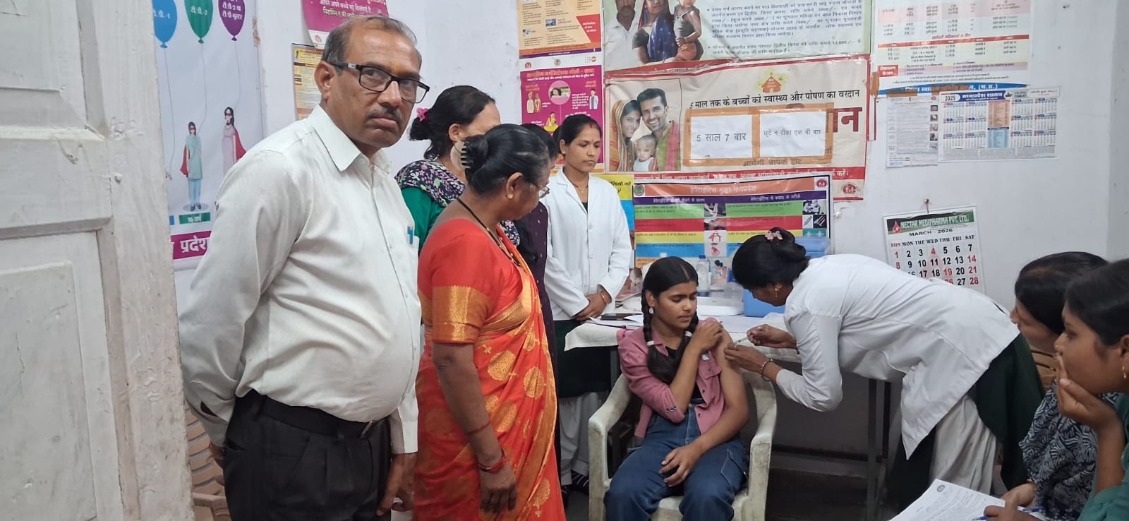 सामुदायिक स्वास्थ्य केंद्र में सर्वाइकल कैंसर टीकाकरण हुआ प्रारम्भ। posted by Mohammad Afsar  from Multai