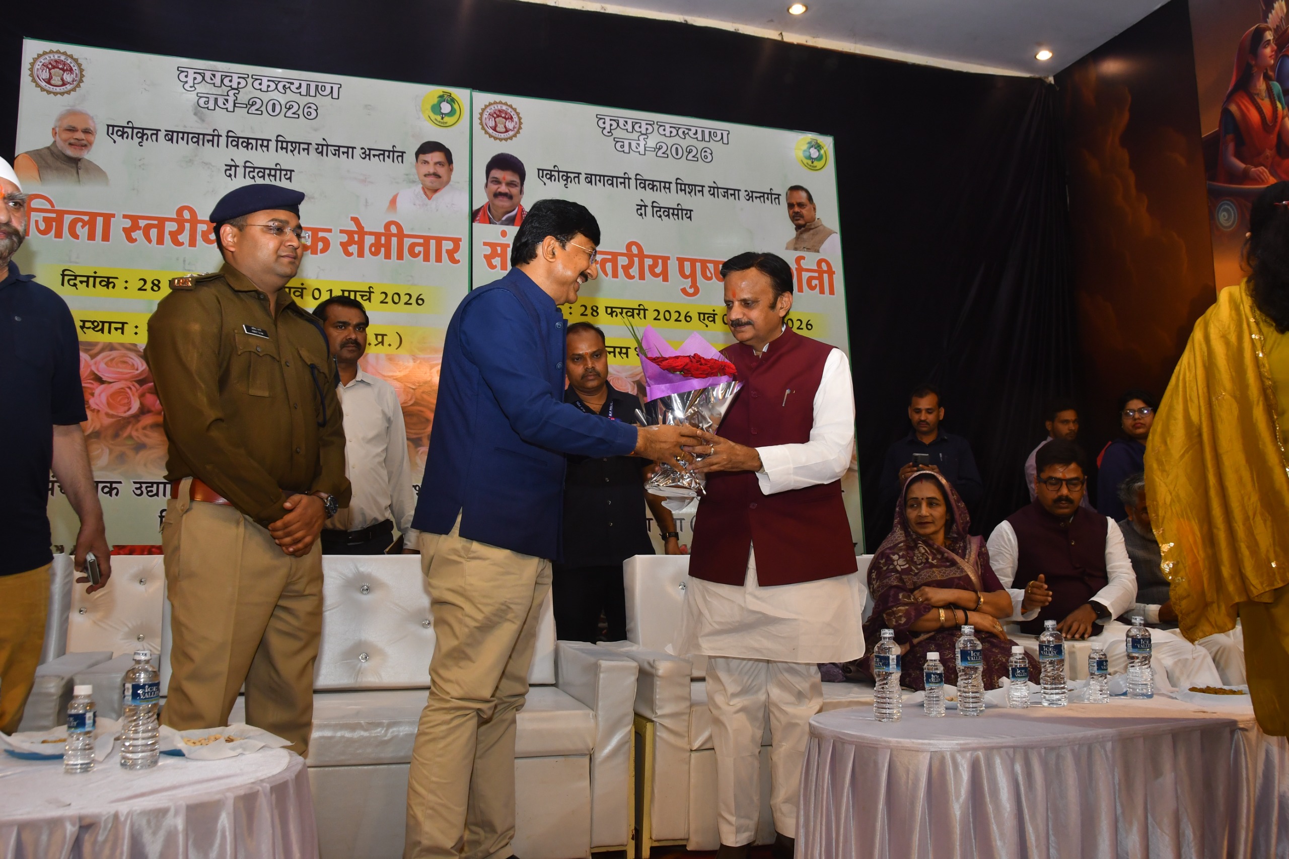 गुलाब स्टोरी बनेगी प्रदेश की प्रेरणादायक मिसाल posted by Ved Parkash Arya from Guna